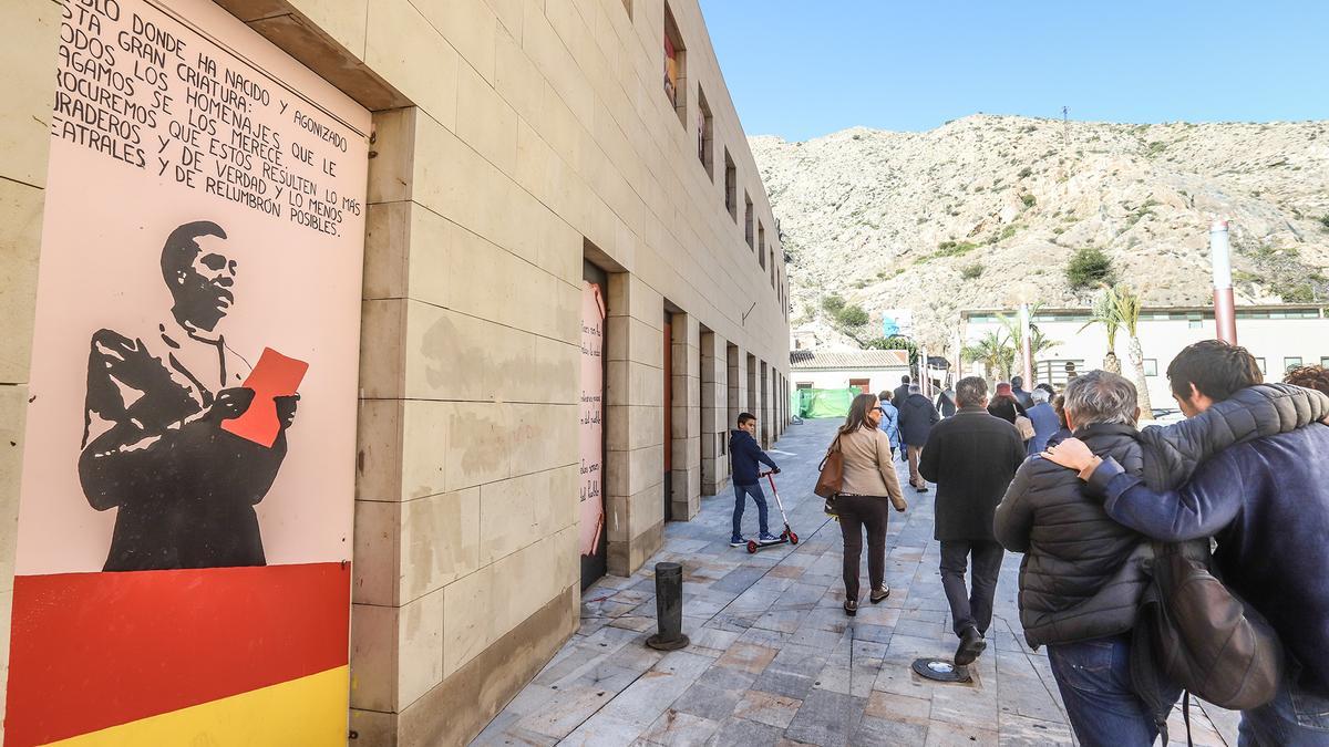 Ruta literaria por Orihuela en el Rincón Hernandiano