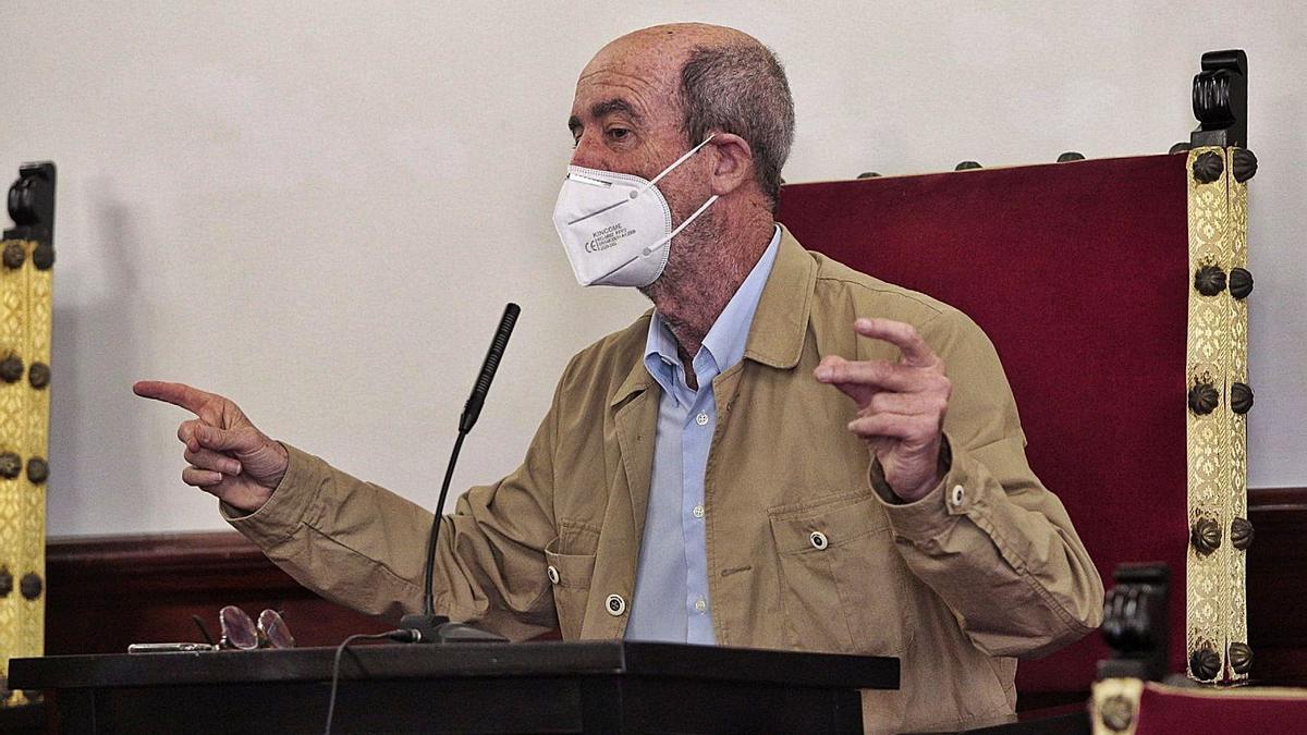 La Laguna contrata a dedo a la abogada del PSOE defensora de Santiago Pérez La Laguna contrata a dedo a la abogada del PSOE defensora de Santiago Pérez