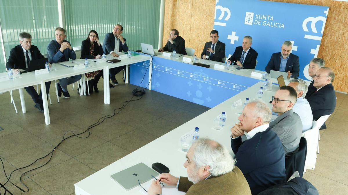 El rector de la UDC, Ricardo Cao, en la última reunión de la comisión de seguimiento