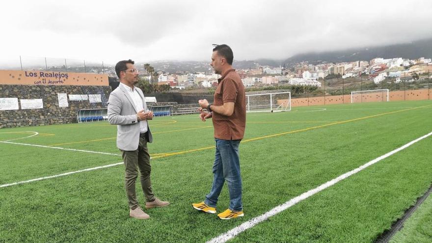 Los Realejos debuts artificial turf