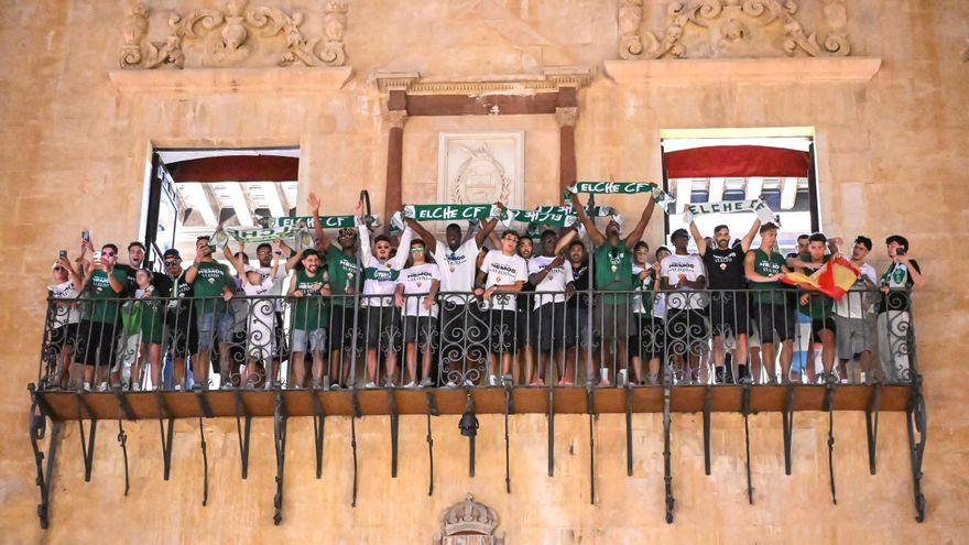 El Elche necesita un relato