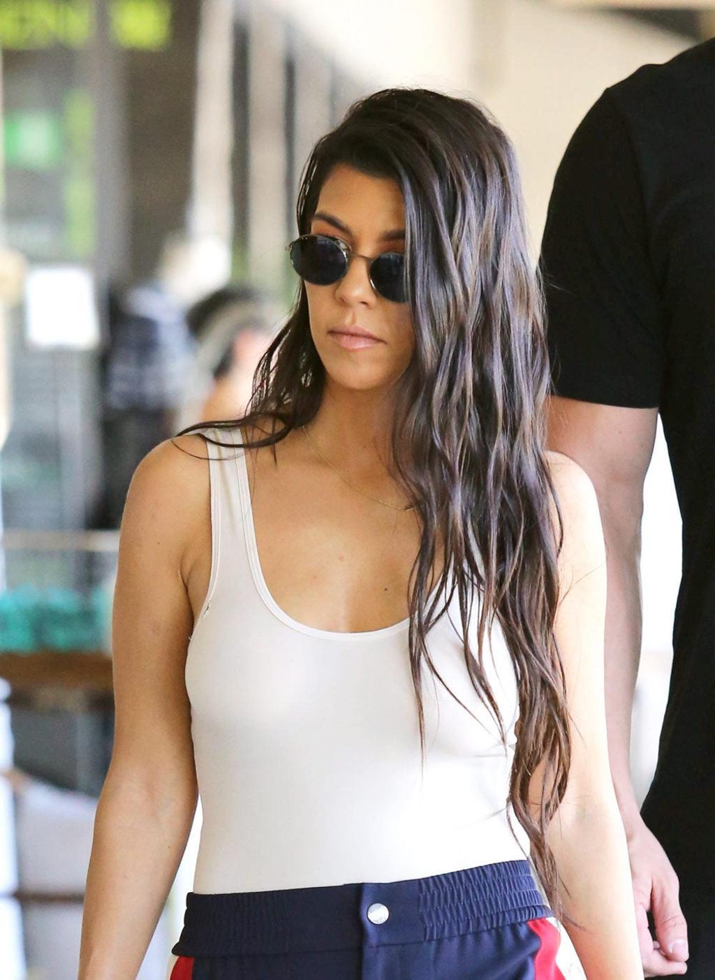Kourtney Kardashian en chándal