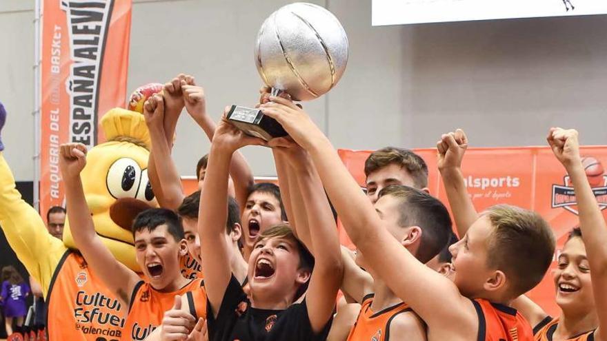 El Valencia Basket se hace con la Copa de España Alevín