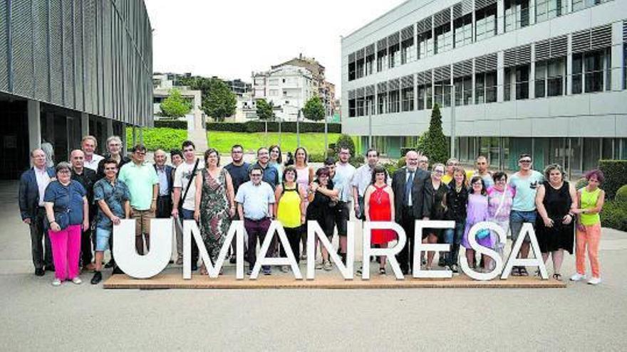 El programa UniversiMÉS gradua la seva cinquena promoció  | REGIÓ7