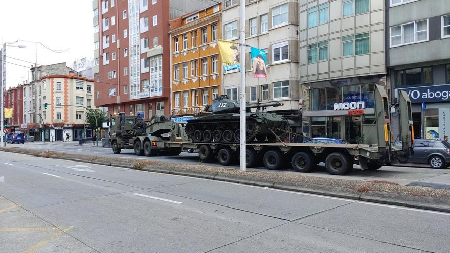 Un tanque por el centro de A Coruña