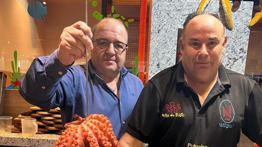 Antonio, el pulpeiro de Arcos que conquista México con su 'pulpo á feira': «Cocemos 2.500 quilos ao mes e no Mundial serán máis»
