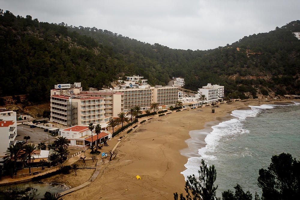 Dispositivo de búsqueda en la Cala Sant Vicent