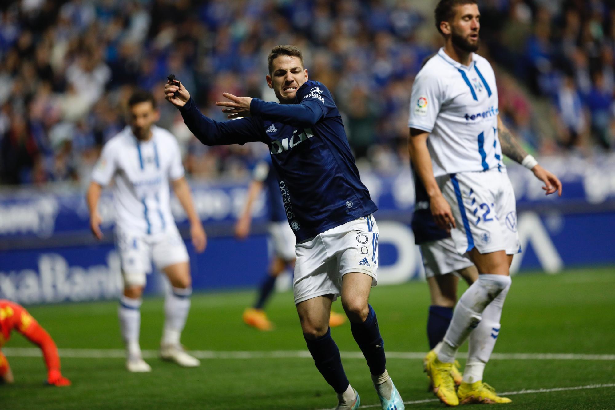 EN IMÁGENES: Así fue el encuentro entre el Real Oviedo y el Tenerife