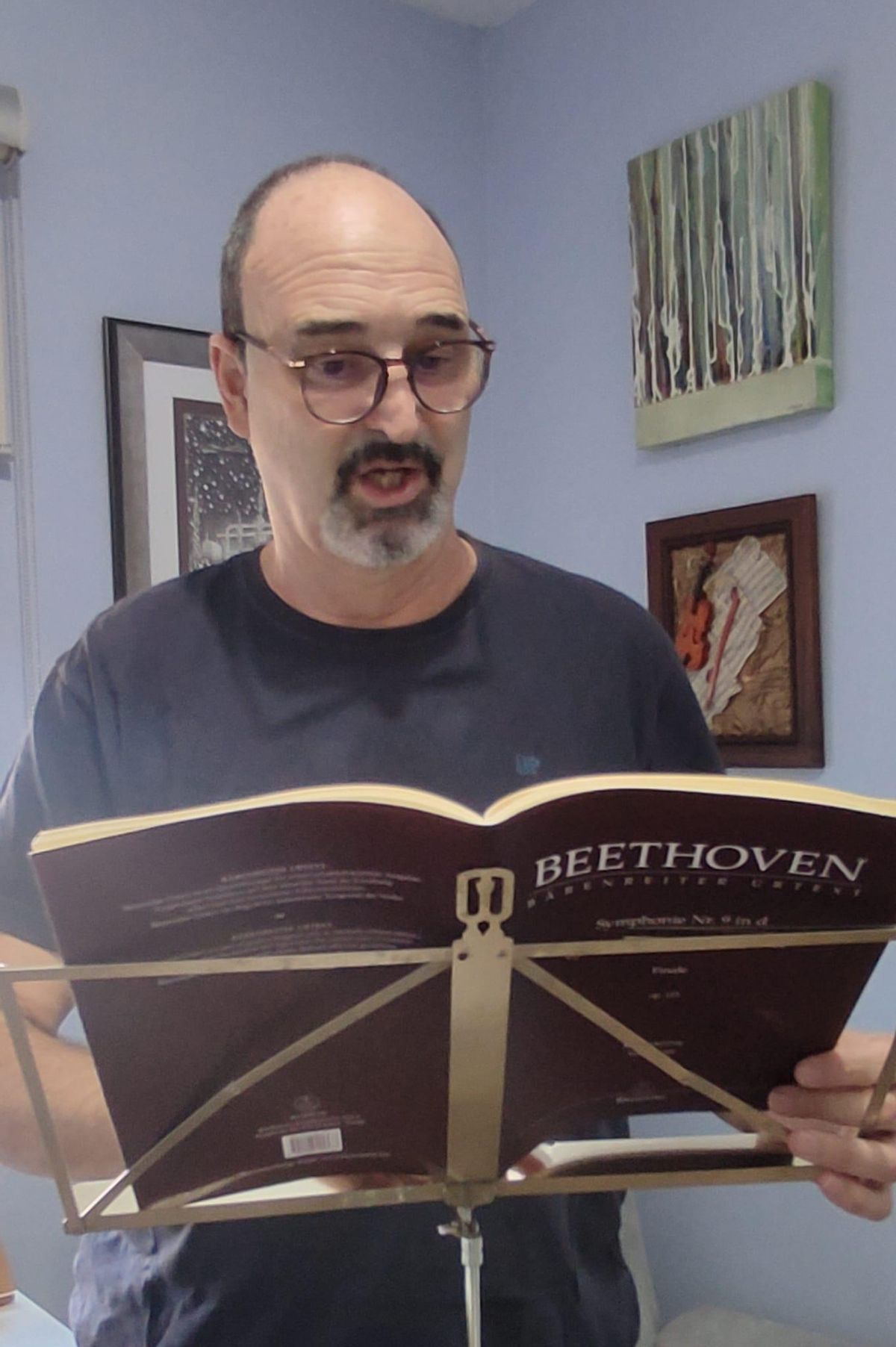 Héctor Acebrón es una de las voces anónimas que participarán en la Novena Participativa los días 10 y 11 de julio