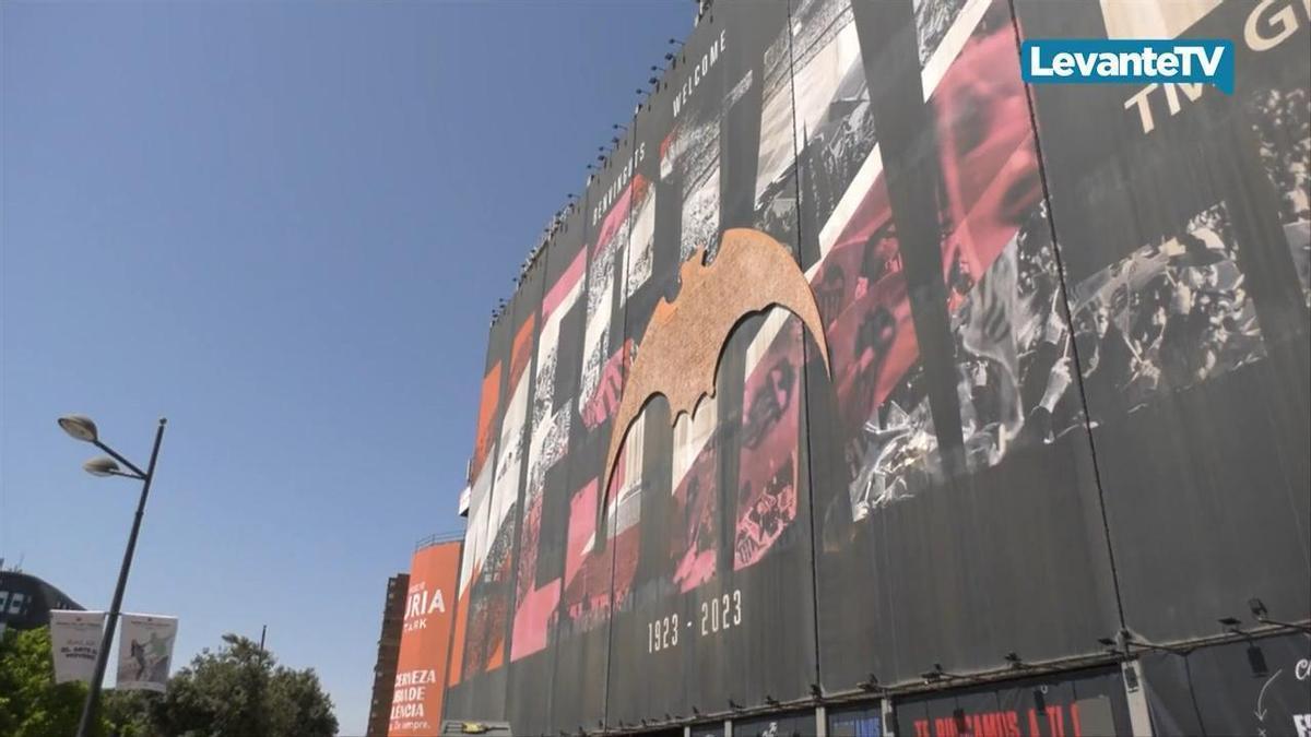 Así ha vivido la afición del Valencia el entrenamiento a puerta abierta en Mestalla