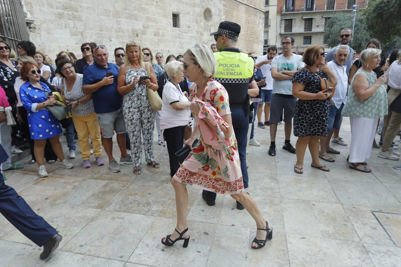 Así ha sido la llegada de los invitados a la boda real en València
