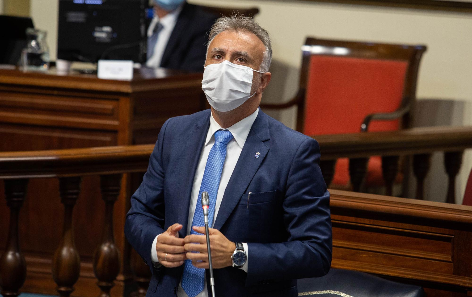 Pleno del Parlamento de Canarias