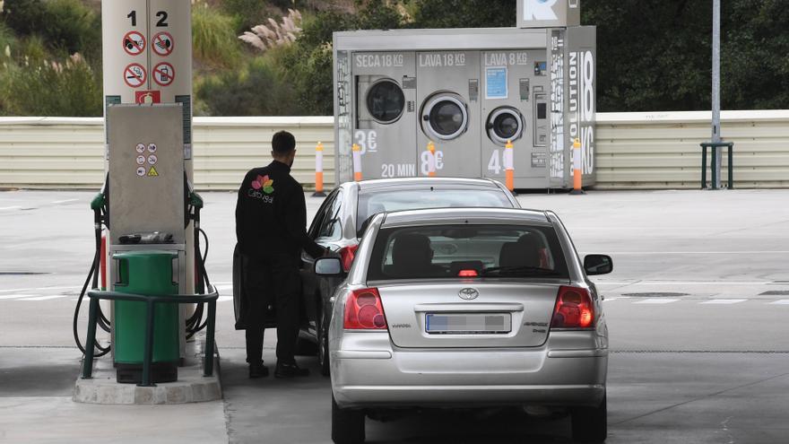 La gasolina ya supera los 1,7 euros el litro en A Coruña, el precio más elevado de este año