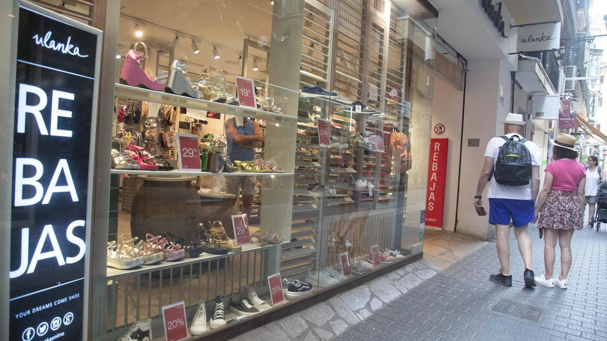 El sector tiene buenas perspectivas para la capaña de rebajas d ela mano del turismo