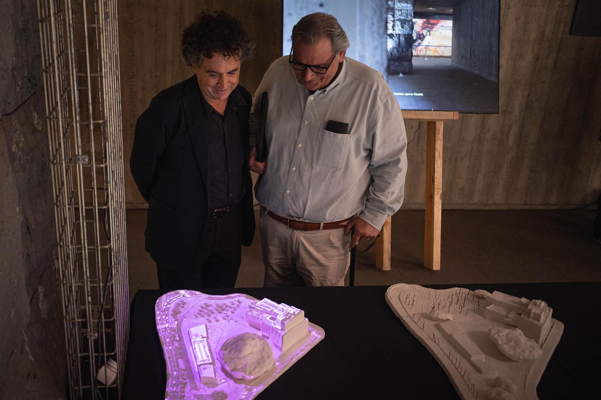 Exposición por el 25 aniversario del edificio de Presidencia de Gobierno