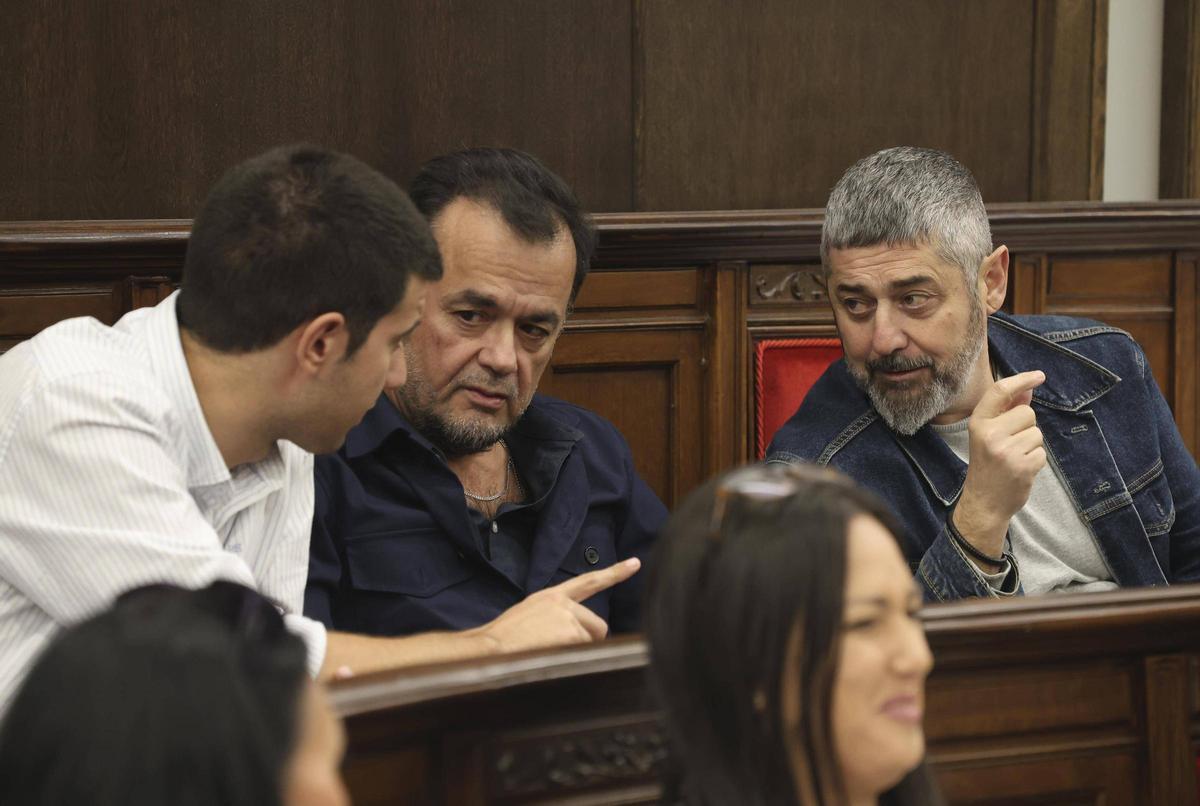 Iniciativa Porteña en un pleno de Sagunt.