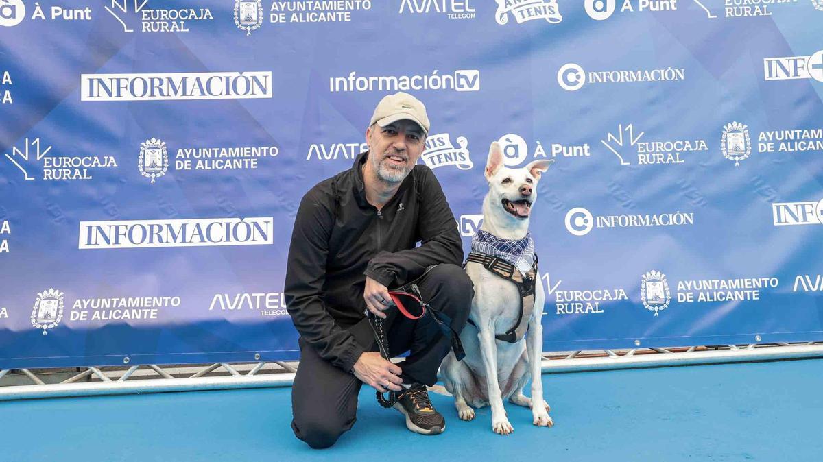 Búscate en el Photocall de la Paraeta de INFORMACIÓN
