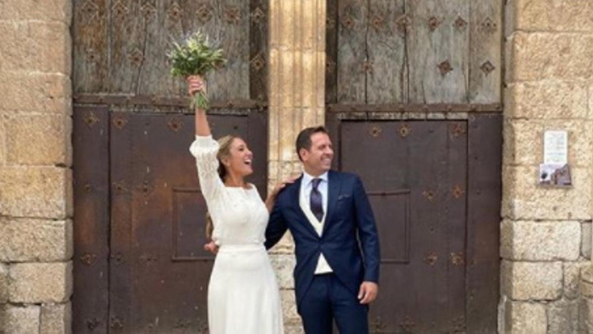 El vestido de novia con jersey que es viral en Instagram