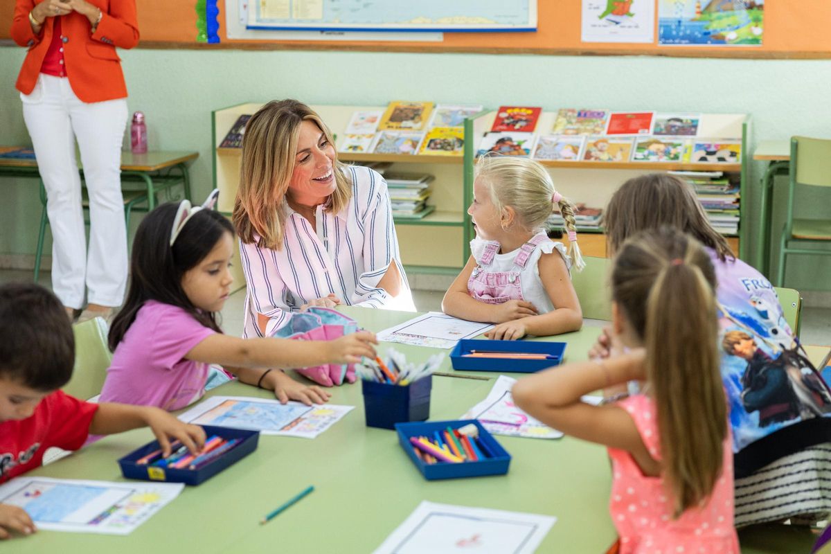 Paloma Tejero visita el colegio Las Acacias de Pozuelo de Alarcón