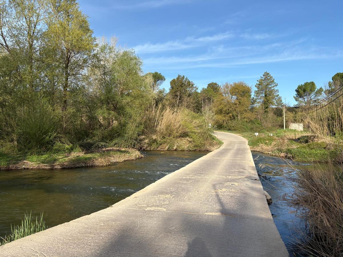 El pont sobre el riu Cardener que es pretén millorar