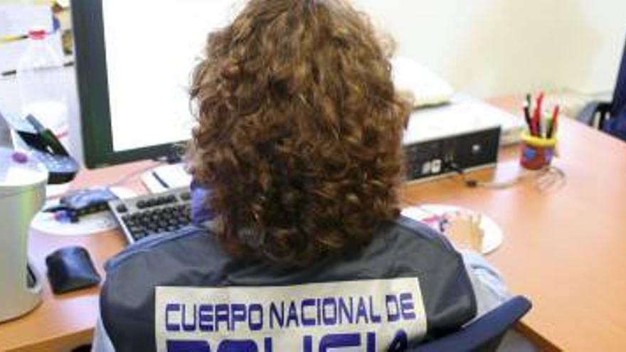 Detenido en Castellón tras llevar a la tienda el ordenador para que le recuperasen 800 vídeos pedófilos