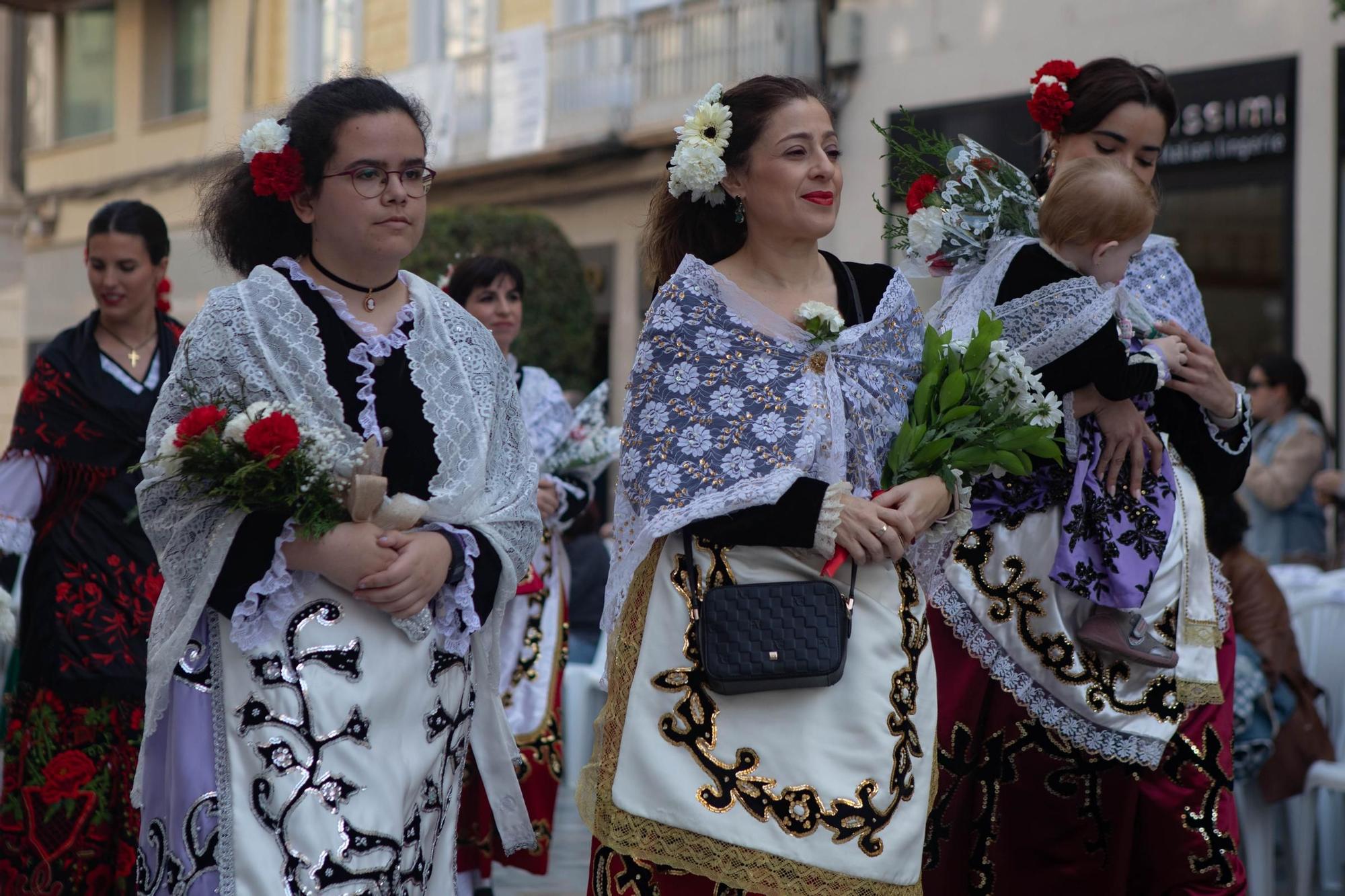Ofrenda floral a la Virgen de la Caridad en Cartagena