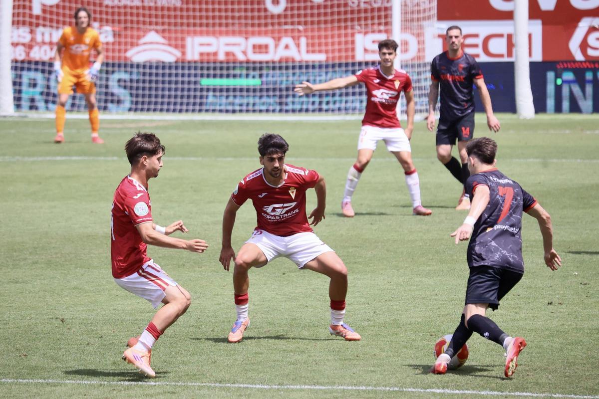 Las mejores imágenes del partido entre el Real Murcia Imperial y el Olímpico de Totana