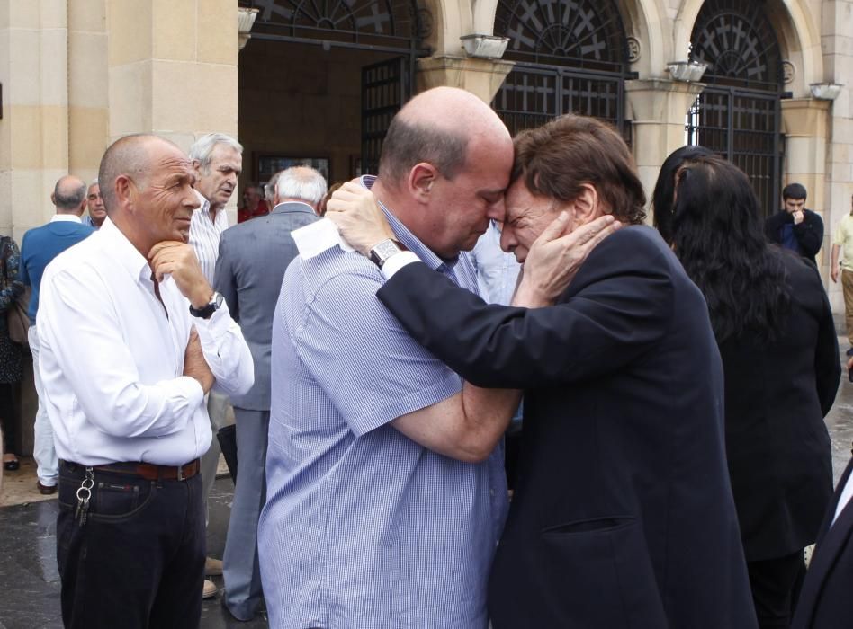 Funeral por el hostelero gijonés José Fernando González Espina