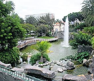 Ocio - Parque Doramas: La creación del parque Doramas está vinculada a la del Hotel Santa Catalina. No alcanzó su condición de jardín municipal hasta los años 20.