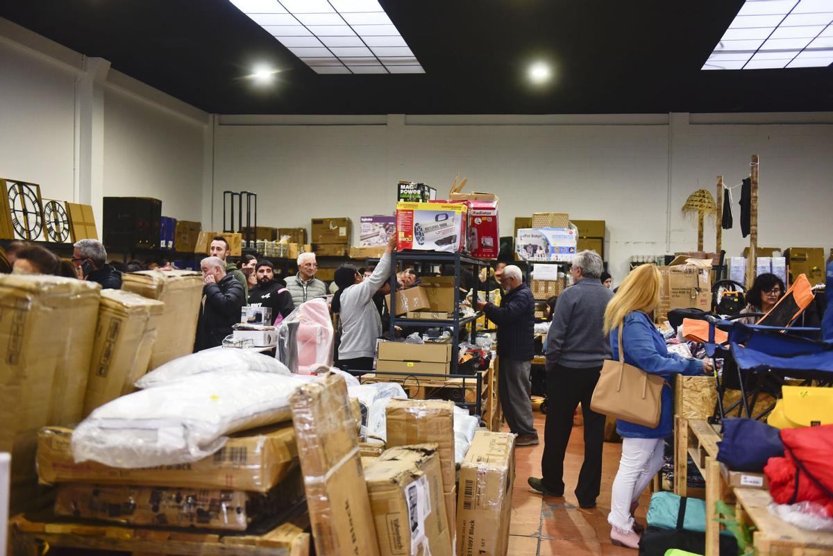 Remate Zone abre sus puertasen Agrela con descuentos y artículos a bajo precio.