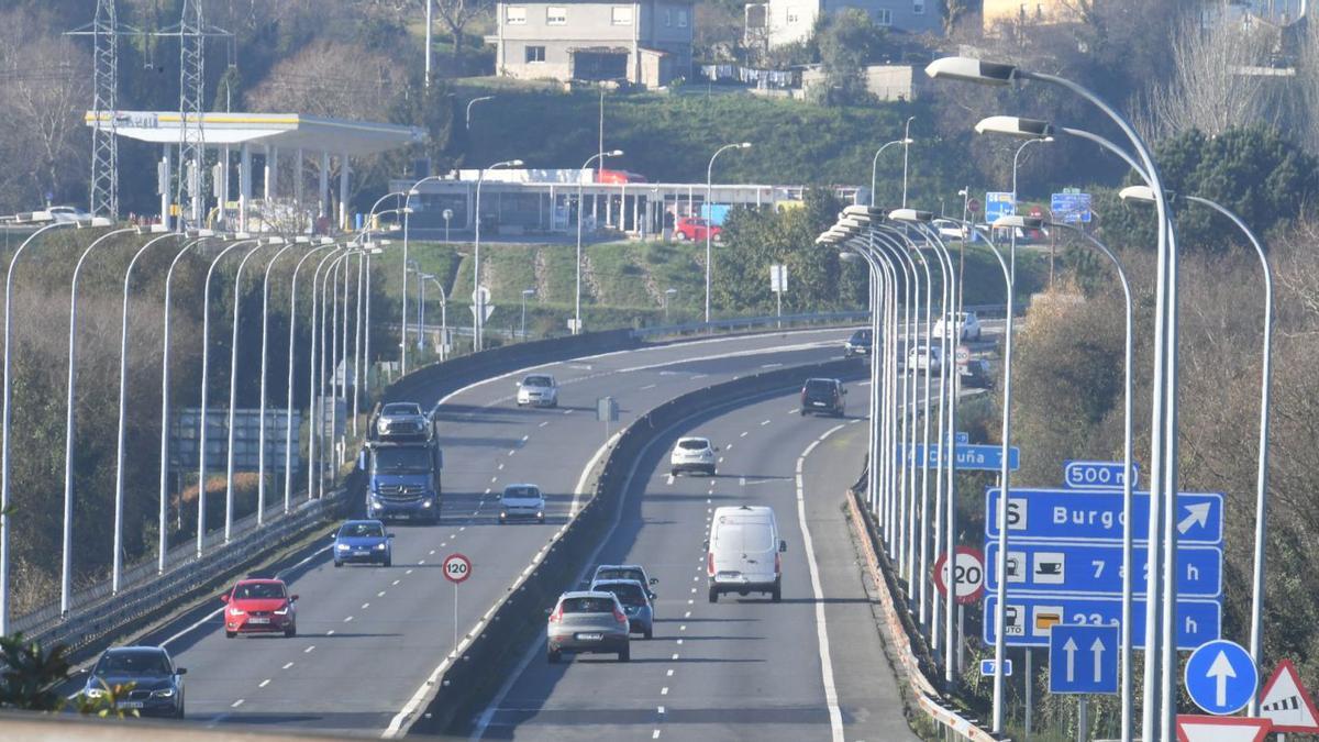 Autopista AP-9 a su paso por Cambre. |