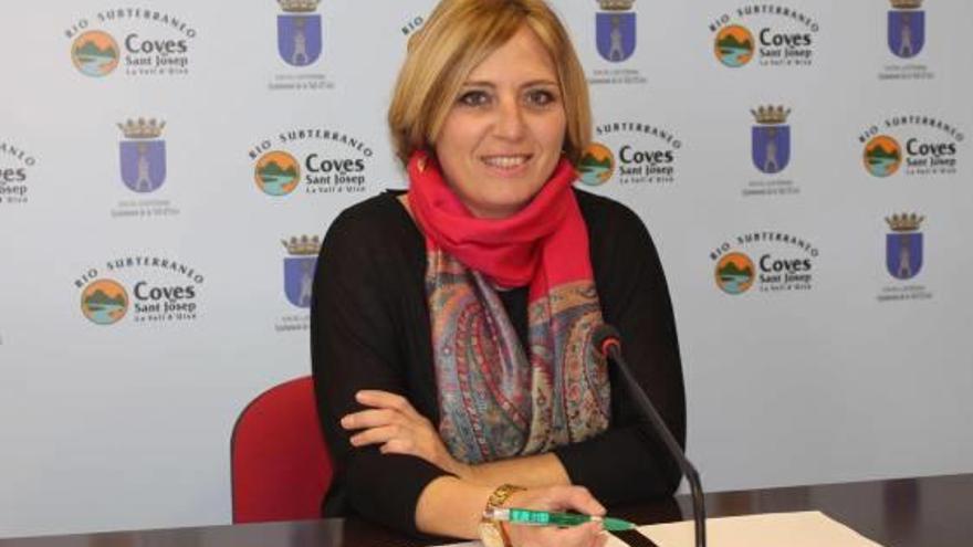 La diputada, Elena Vicente-Ruiz.