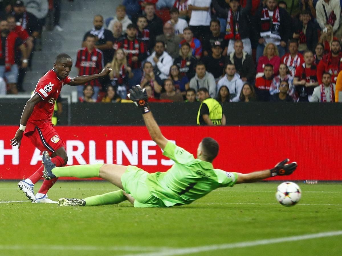 Diaby en el partido contra el Atlético de Madrid en Champions.