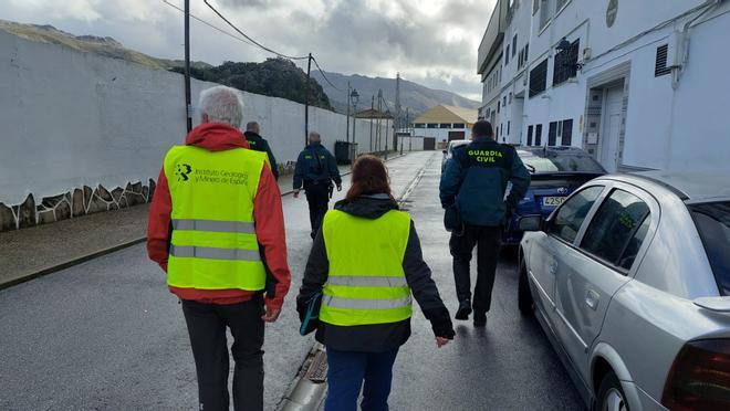 Fotogalería | Expertos del CSIC trabajan en Grazalema y otras localidades de la Sierra para evaluar la situación tras la borrasca Leonardo