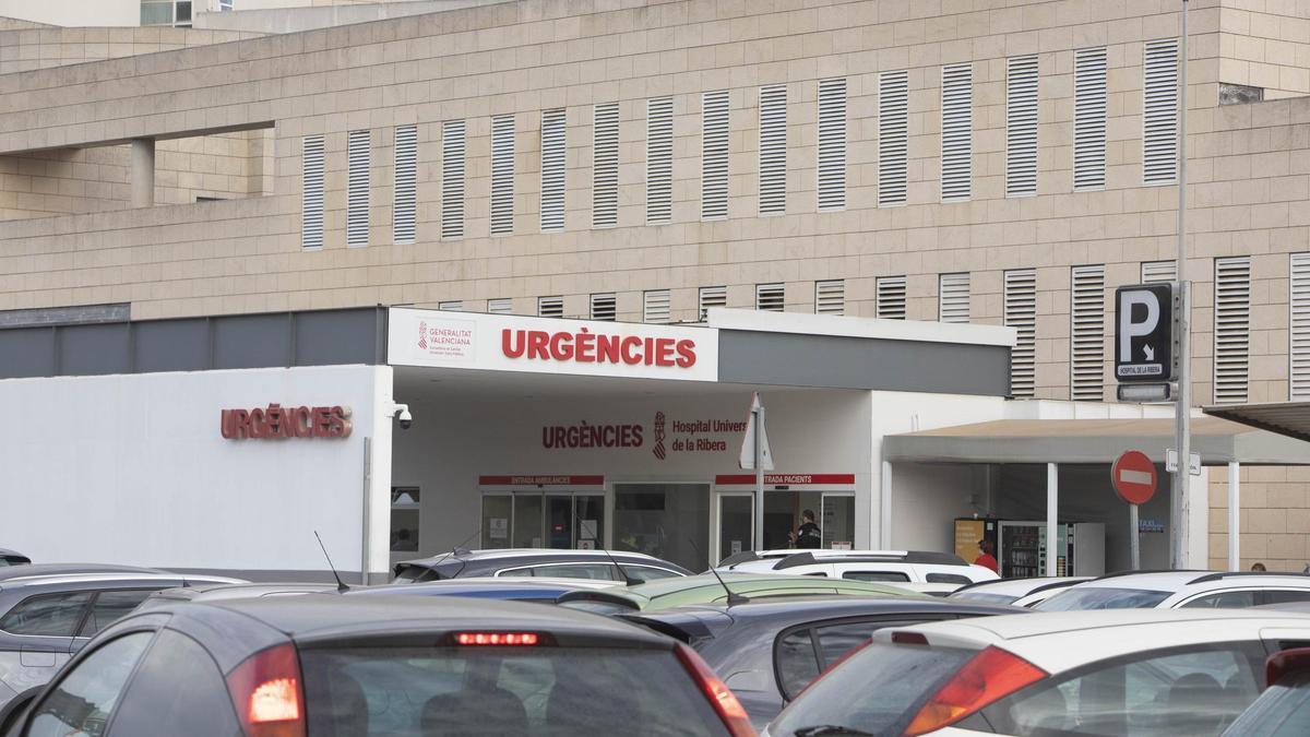 Urgencias del Hospital de la Ribera, en una imagen de archivo.