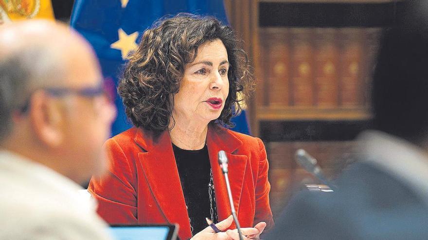 El Gobierno estudiará la tasa turística si hay una fórmula para no incluir a los residentes canarios