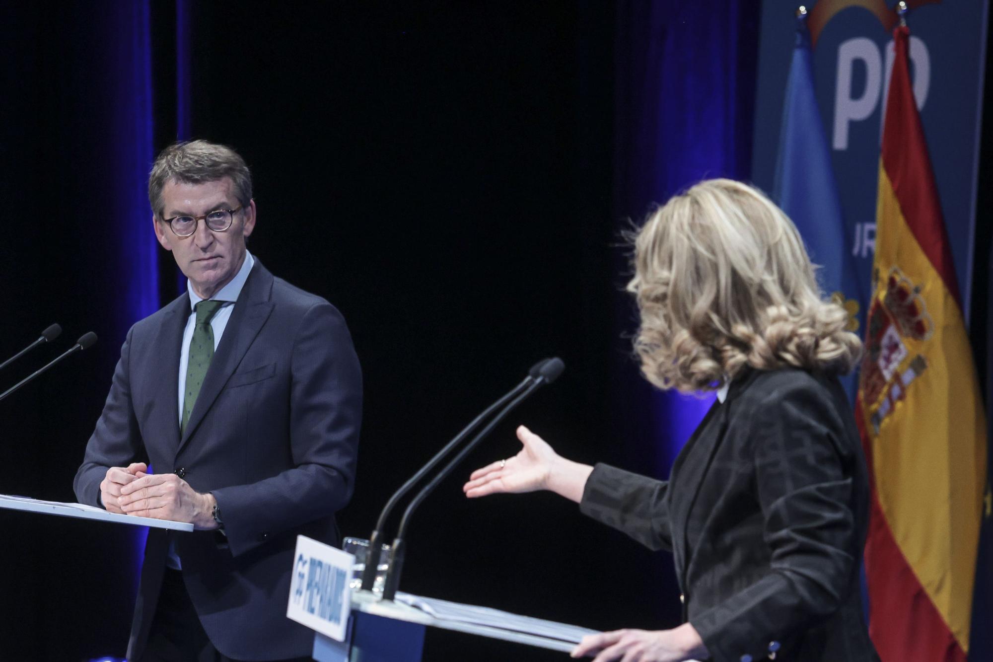 Núñez Freijóo se encuentra con los populares asturianos en Oviedo