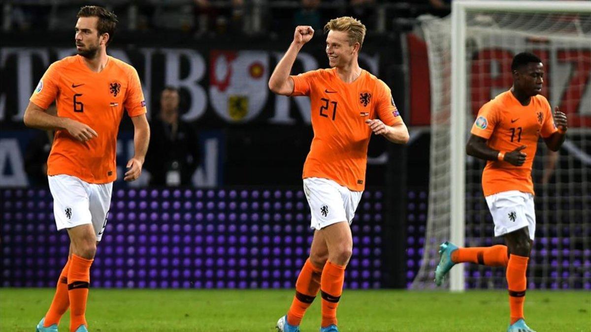 Frenkie se vuelve a vestir de 'oranje'