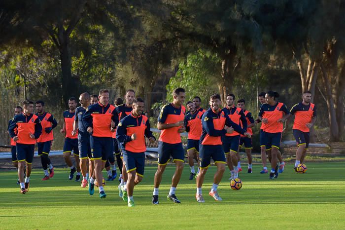 Entrenamiento de la UDLP en Las Burras