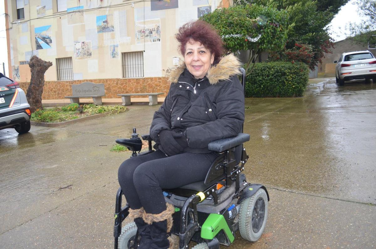La alcaldesa, Alicia Nefzi, en La Torre del Valle.