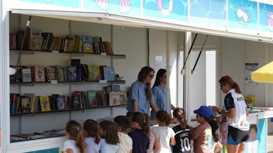 Las bibliopiscinas regresan en Badajoz con más de 4.000 libros