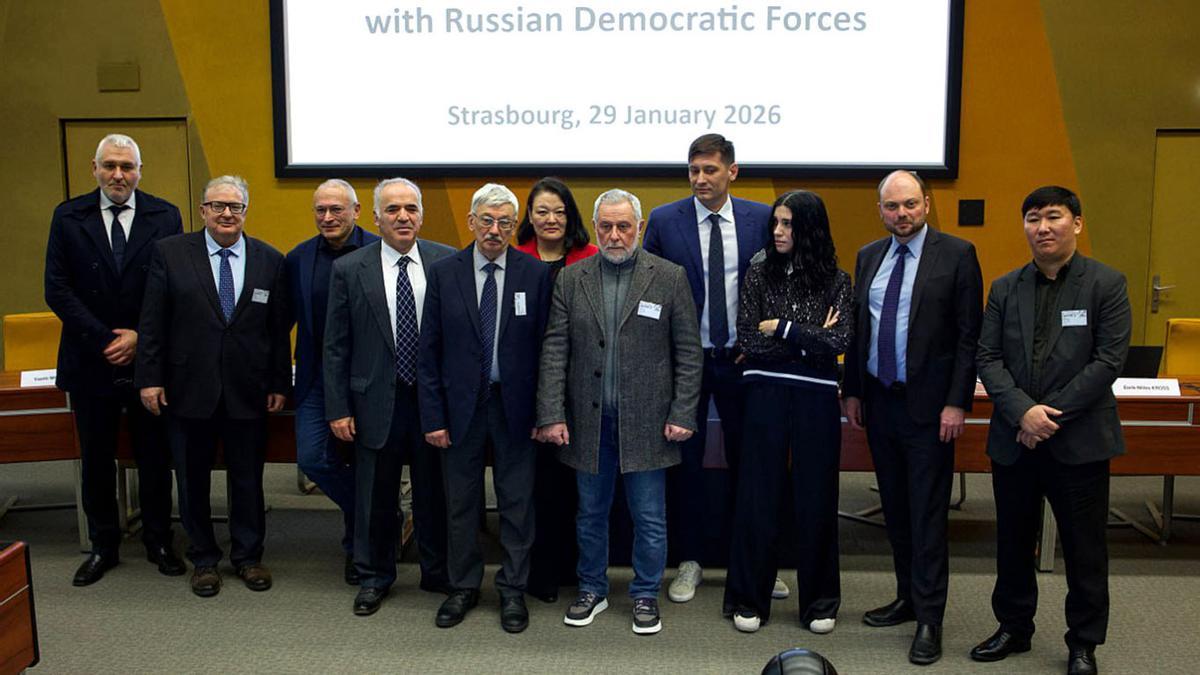 Opositores rusos en la sede del Consejo de Europa en Estrasburgo.