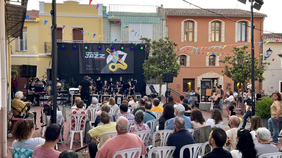 Una de las actividades para celebrar el décimo aniversario del Museu de la Cassoleria de Potries