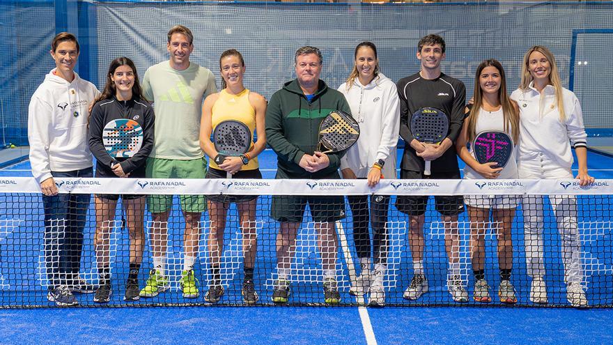 Rafa Nadal apoya al equipo de la academia en la Hexagon Cup