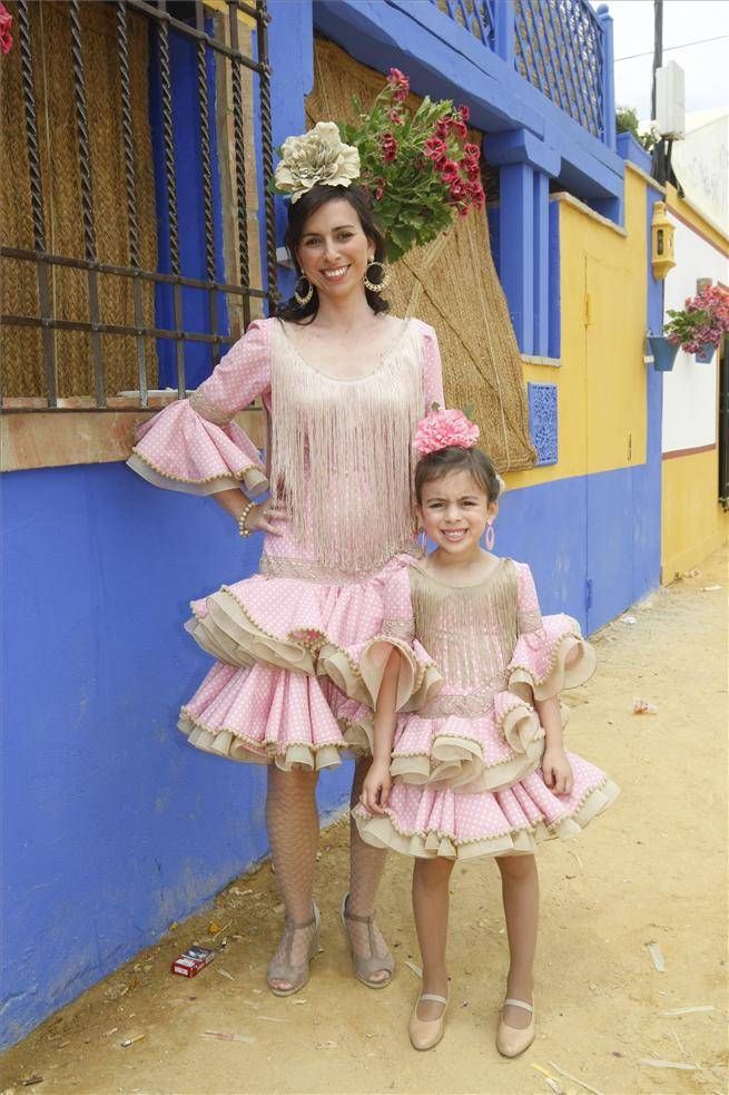 FOTOGALERÍA / TRAJES EN EL ARENAL