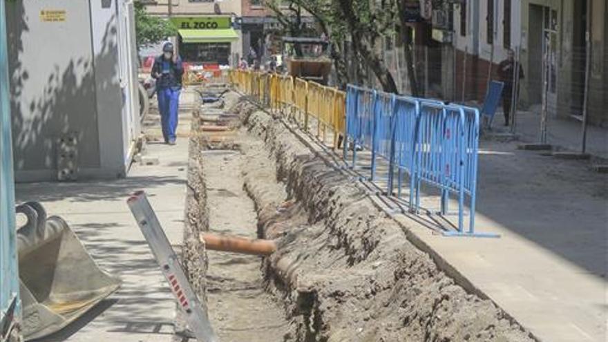 Cáceres retoma las adjudicaciones de obras con la red de saneamiento