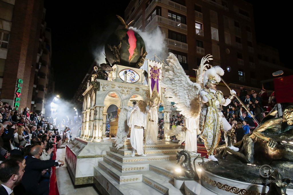 Las imágenes de la procesión de Viernes Santo en Lorca (II)