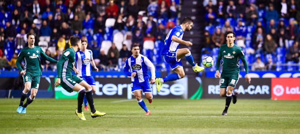 El Dépor cae 0-1 ante el Betis en Riazor