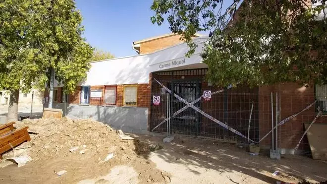 Algemesí aprovecha el derribo del velódromo para ampliar el colegio que arrasó la dana en el Raval