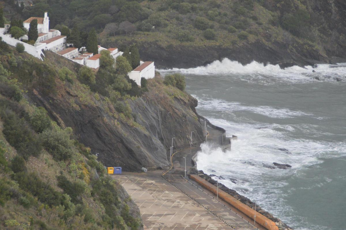 La llevantada de Portbou al Port de la Selva en trenta imatges